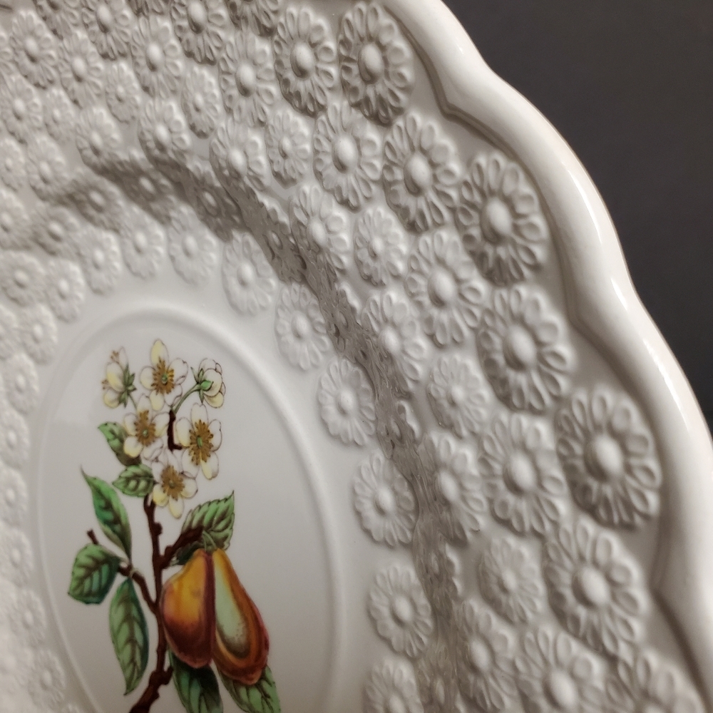 Spode England Small Pear Plate - Picture 7 of 11